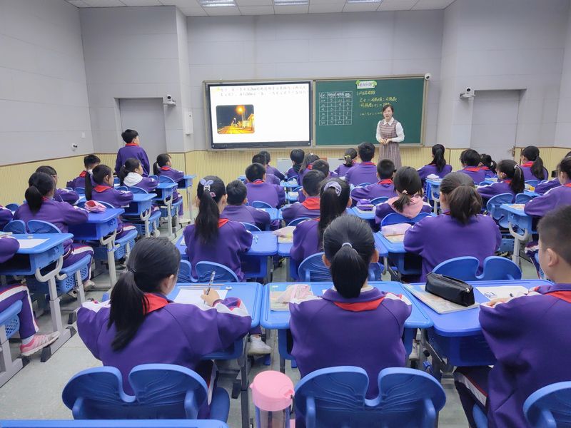 2021年12月6日,道清路小学教师素养大赛