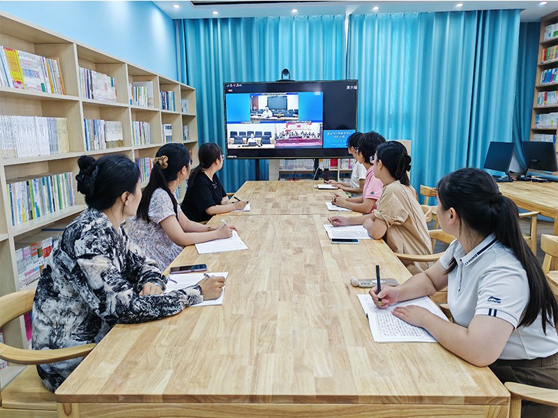 2023.9.20道清路小学全体数学教师参加数学学科远程培训