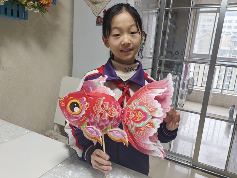 2025年2月11日开展元宵节花灯制作